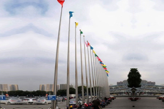 China 201/304/316 roestvrij stalen vlaggenstang met drie typen verloopbuizen leverancier